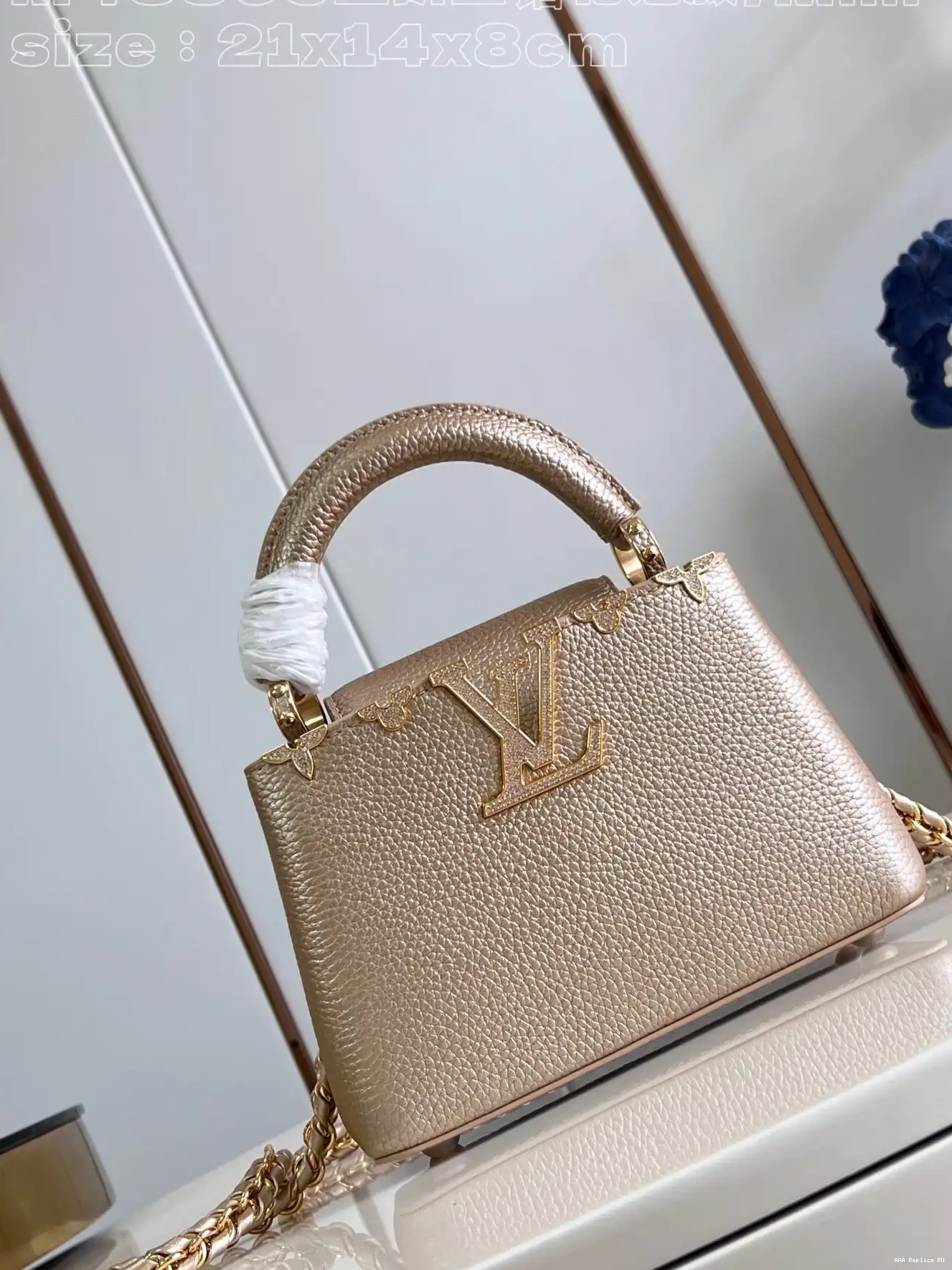 Aaa replica ru VUITTON LOUIS CAPUCINES MINI-21*14*8CM 0519
